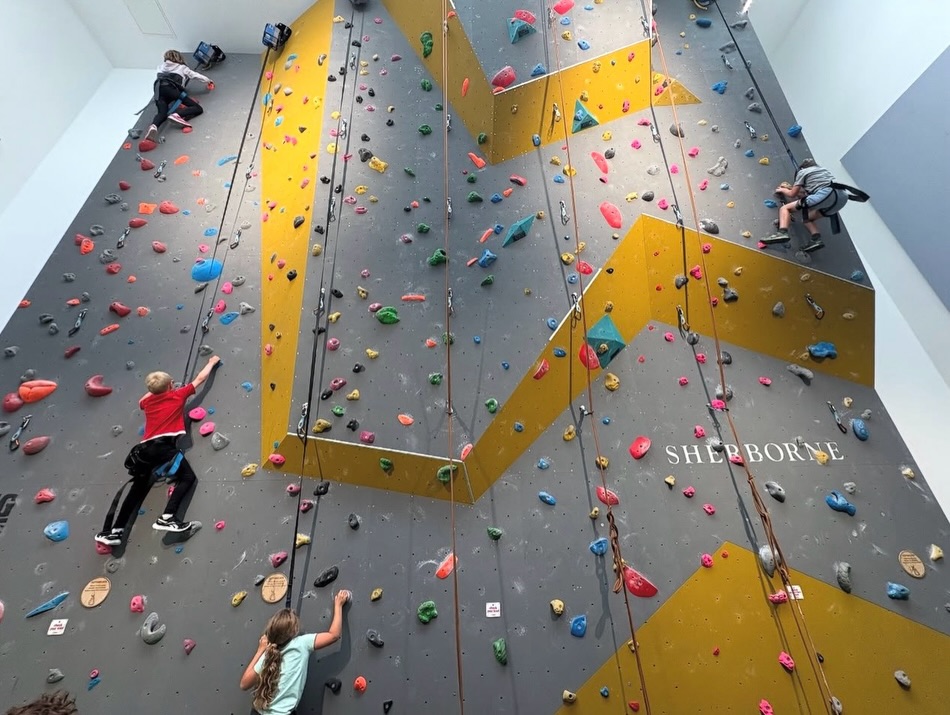 ✨HUGE THANKYOU✨
To the children that participated in our April half term holiday club🎉
From climbing to fun swims to enjoying the outdoor sunshine, we had so much fun and we hope you did too!
Thankyou for making it so memorable ☺️
Keep an eye out for the next holiday club dates‼️