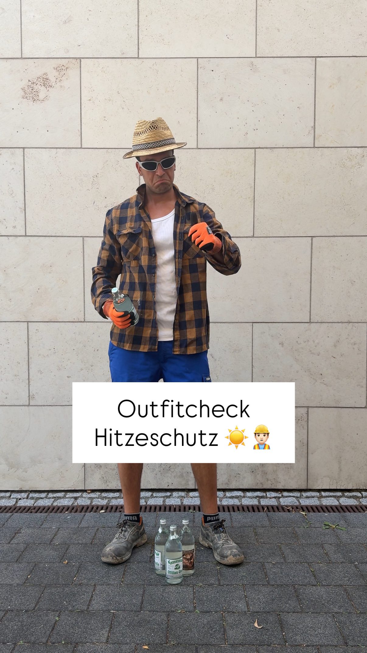 Haben wir das schlimmste schon überstanden?🤒
Sommerliche Temperaturen auf der Baustelle können lebensbedrohlich sein.⚠️
Deshalb ist es wichtig, sich bestmöglich auf einen heißen Tag vorzubereiten und das schlimmste zu vermeiden.☀️
Wir haben den Outfitcheck gemacht und zeigen, wie ihr euch schützen könnt!🤠
Weitere Infos dazu erhaltet ihr bei der @_bgbau
#Bauwirtschaft #BauwirtschaftBW #BadenWürttemberg #Hitze #Arbeitsschutz