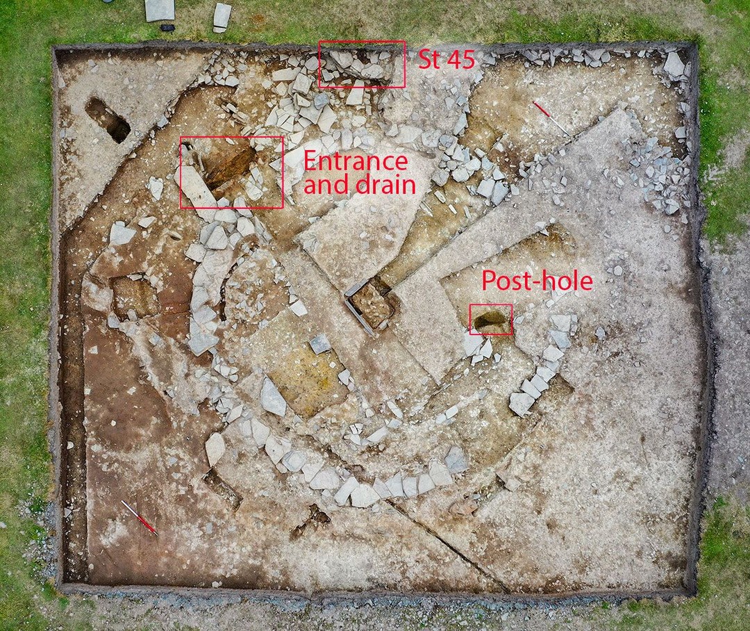 Trench W at the end of our final day of excavation. Typical of the Ness, a few new discoveries are outlined on a new dig diary at nessofbrodgar.co.uk. (📷 Jim Rylatt)
#Archaeology #excavation #nessofbrodgar #orkney #timeteam
