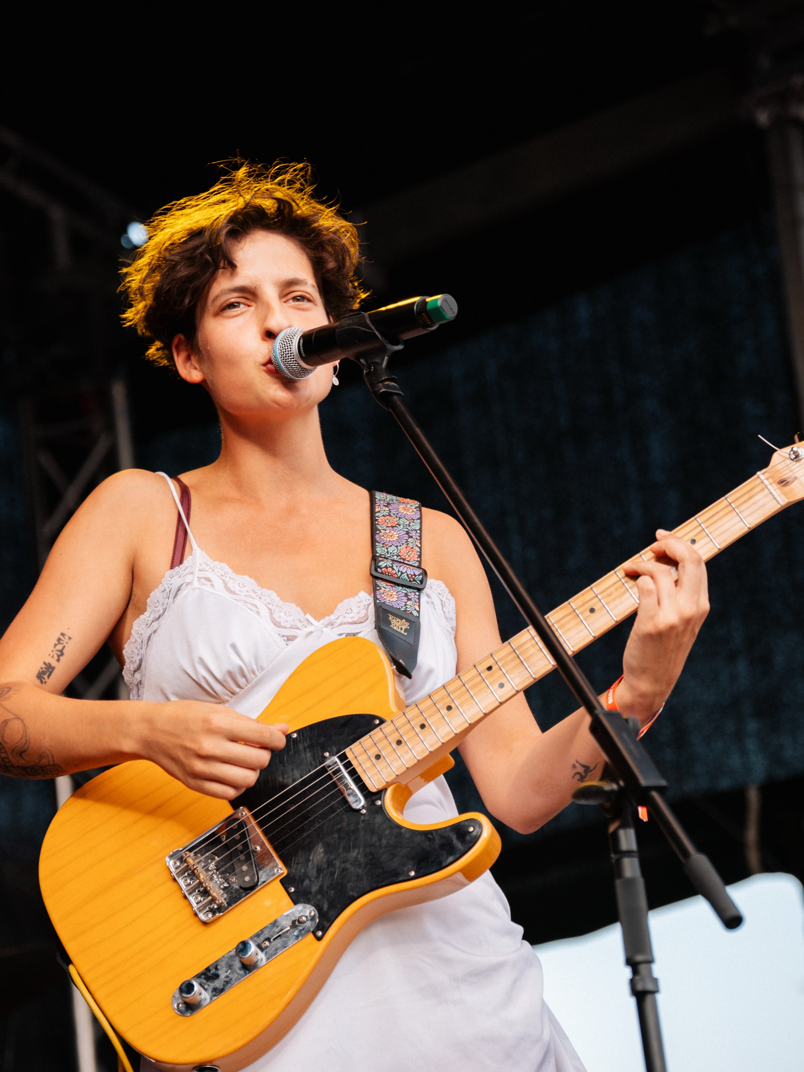 🔥 @cecismusic_ auf dem Noisehausen Festival 2026. Das war ganz wundervoll! 🙏🏻🔥
Awesome pics by @sichtbar_queer_eventfotografie 🙏🏻
#noisehausen #noisehausenfestival #ceci #festival #love
