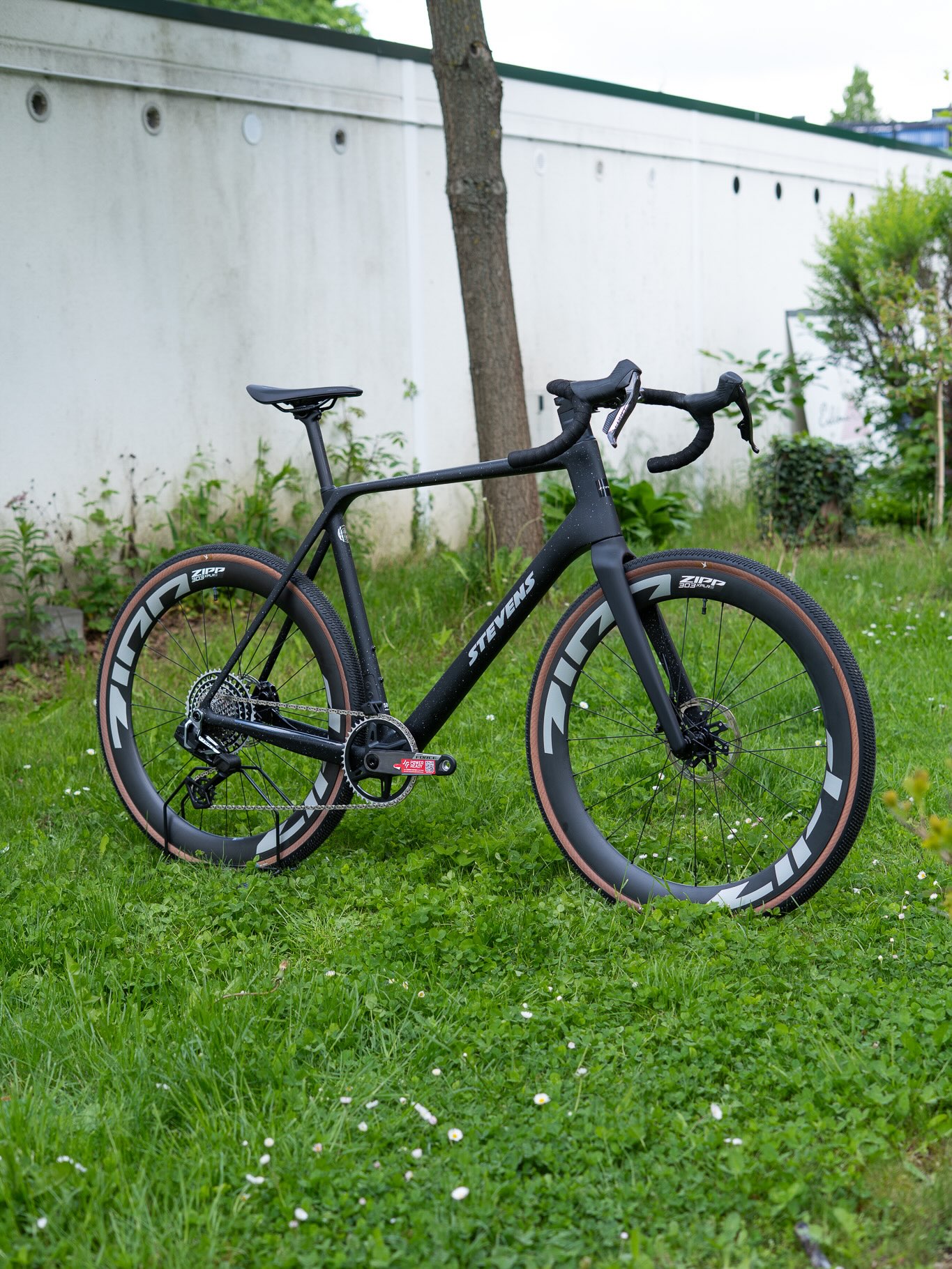 🚀 Camino RS Pro AXS – aber wofür steht eigentlich das „RS“? 👀
A) Really Sexy 😏
B) Race Sport 🏁
C) Rough Stuff 🪨
Na, wer weiß es? 👇
Die Auflösung gibt’s im nächsten Slide! 🔥
#stevens #stevensbikes #caminors #caminorsproaxs #bikepointdresden