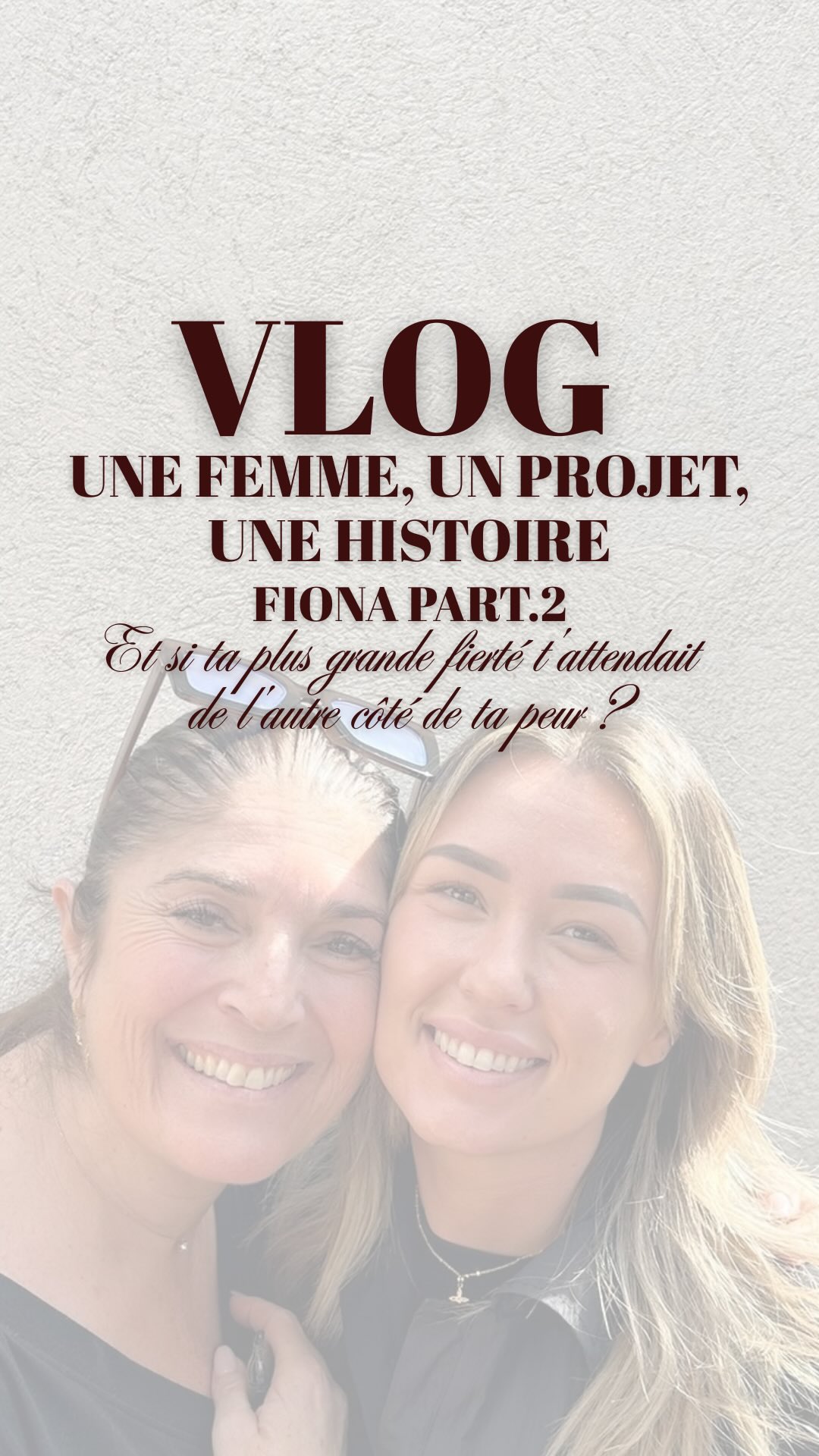 Vous vous souvenez de Fiona ? ?
Celle qui doutait de tout. Surtout d’elle-même. Celle qui se demandait si elle était vraiment faite pour ce métier. Celle qui portait ce manque de confiance comme un poids depuis trop longtemps.
Aujourd’hui… elle nous parle d’autre chose. ?
De fierté. De passion. De cette sensation nouvelle et puissante de se lever le matin avec l’envie d’aller travailler. De toucher des ongles. De créer. D’embellir.
Fiona a découvert quelque chose pendant sa formation prothésiste ongulaire chez Celectis Beauté qu’elle ne cherchait pas forcément en arrivant. ✨
Une passion.
Pas juste un métier. Pas juste une reconversion. Une vraie passion — celle qui prend aux tripes, qui donne de l’énergie, qui fait oublier l’heure et qui donne envie d’aller toujours plus loin. ?
Et quand elle nous parle de sa plus grande fierté depuis la formation… ses mots résonnent avec une force rare. Parce qu’ils viennent de quelqu’un qui ne pensait vraiment pas y arriver. Et qui y est. ?
Merci Fiona pour cette deuxième partie de ton témoignage aussi sincère et touchante que la première. Tu es la preuve vivante que devenir prothésiste ongulaire va bien au-delà d’apprendre une technique. C’est se redécouvrir. Se surprendre. S’épanouir. ?
Si vous vous reconnaissez dans la Fiona du début… regardez bien celle qu’elle est devenue. Cette femme-là… elle pourrait être vous. ?
Prochaine session de formation prothésiste ongulaire : 26 octobre 2026.
? Écrivez-moi. — Cécile ✨
#FormationProthesisteOngulaire #TemoignageEleve #DevenirProthesisteOngulaire #PassionProthesieOngulaire #CelectisBeaute